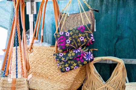 Imagen 071 Textil-complementos-bisuteria-19