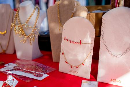 Imagen 122 Textil-bisuteria-10