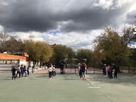 Sesión de Rugby en el CEIP El Tejar