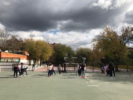 Ejercicio de Rugby en el CEIP El Tejar