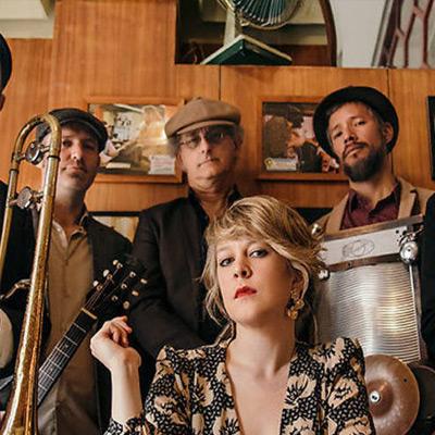 Imagen Tara & The Jazz Bombs (Majadahonda... ¡Suena en la calle!)