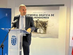 Imagen El Ayuntamiento presenta el libro sobre la memoria gráfica de Majadahonda