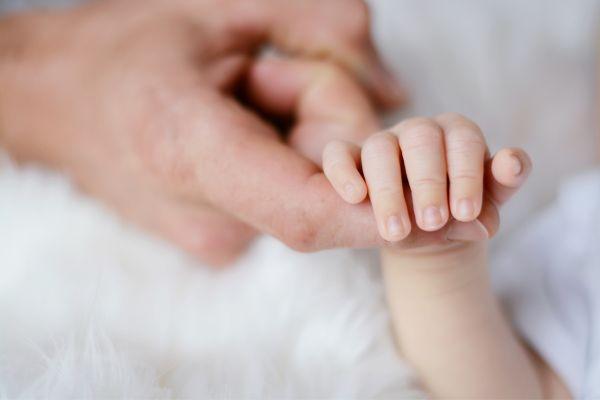 Imagen Aprobada la convocatoria de ayudas por nacimiento o adopción para el año 2022