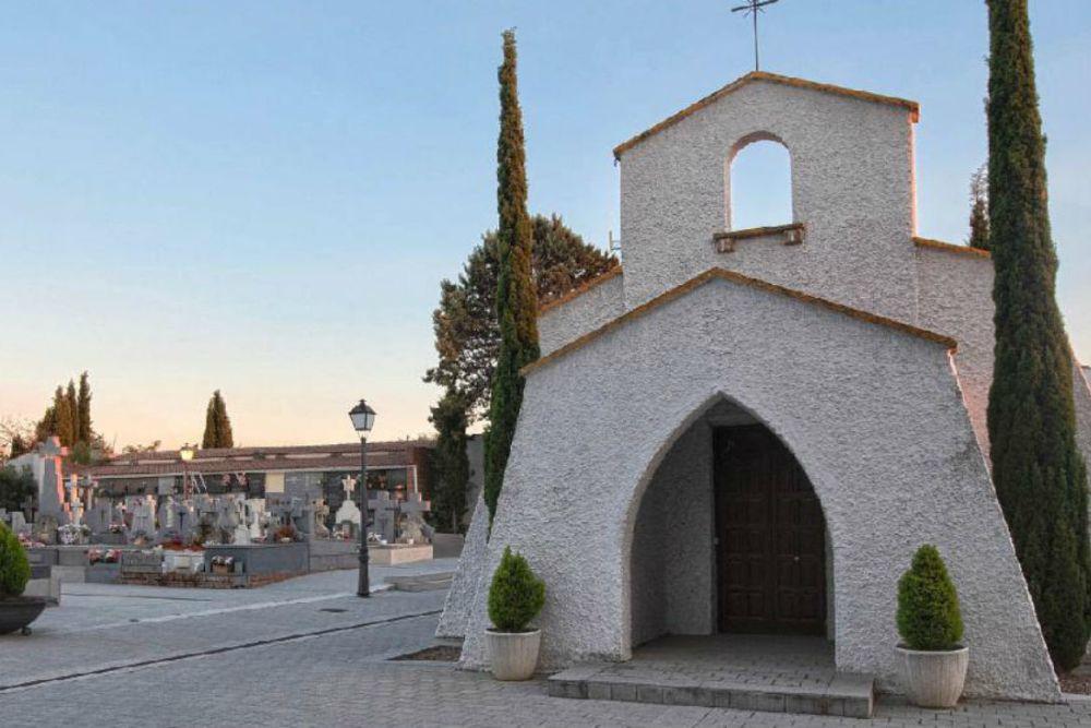 Imagen Las personas con movilidad reducida podrán solicitar un servicio de transporte especial y gratuito para acudir al cementerio el día de Todos los Santos