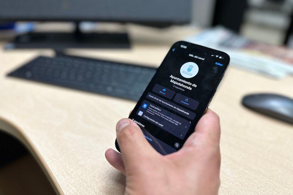 Imagen El Ayuntamiento de Majadahonda estrena canal de WhatsApp para difundir información municipal