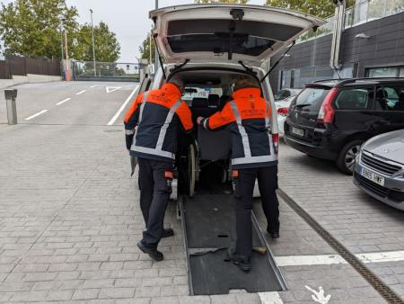 Imagen El Ayuntamiento de Majadahonda ofrecerá un servicio de traslado a personas con movilidad reducida para facilitar su derecho al voto el 9J