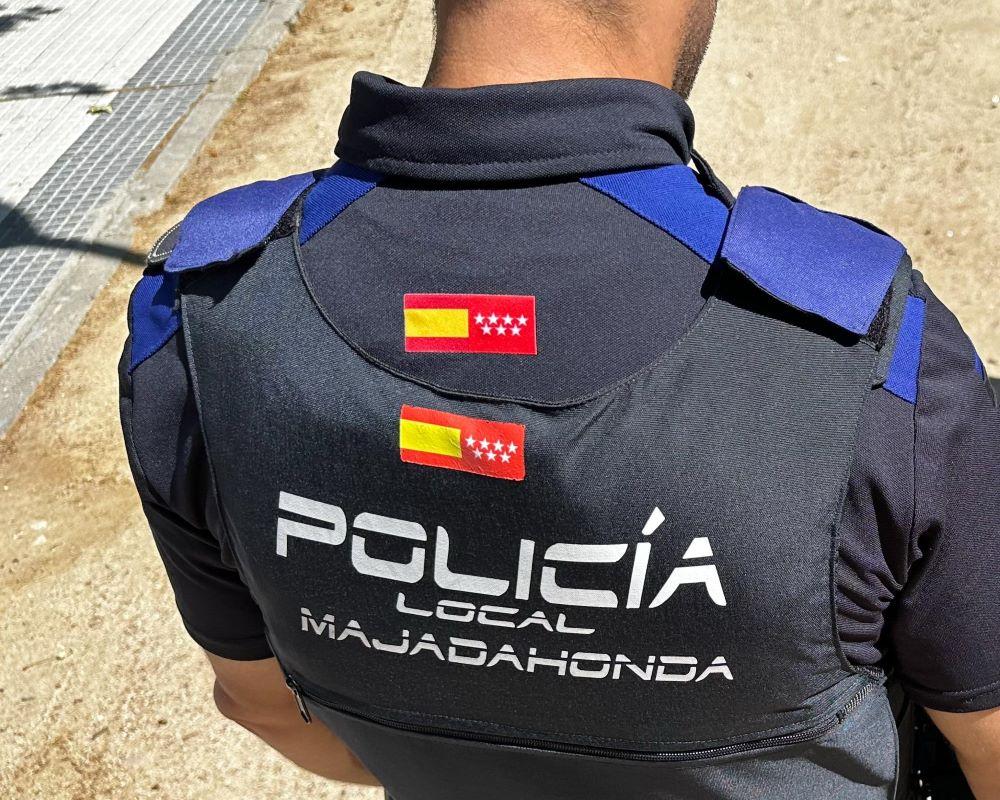 Imagen La Policía Local de Majadahonda detiene a un reincidente tras robar en el interior de varios vehículos