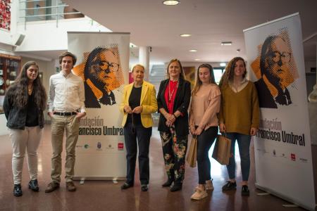 Imagen María José Monton y España Suárez entregan los Premios de Columnismo Francisco Umbral a jóvenes de Majadahonda