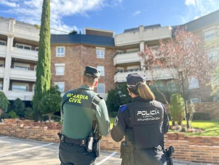Imagen Guardia Civil y Policía Local de Majadahonda intensifican la vigilancia para evitar robos en viviendas