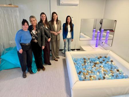 Imagen La alcaldesa reitera su compromiso con la Educación Especial en una visita a CEPRI para celebrar el Día Mundial del Autismo  