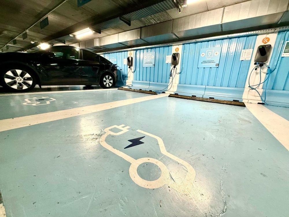 Imagen Recarga gratuita para coches eléctricos del 11 al 17 de mayo en el parking de Gran Vía