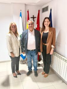 Imagen El Ayuntamiento y Gescomer firman un convenio de colaboración para la modernización del Mercadillo de Majadahonda   
