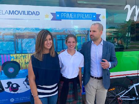 Entrega de premios del concurso 'Colorea tu autobús' durante la Semana Europea de la Movilidad de Majadahonda