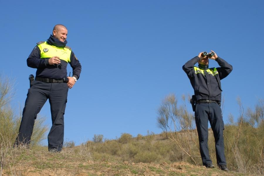 Imagen Agentes de Policía logran controlar los problemas causados por ovejas sueltas en La Dehesa