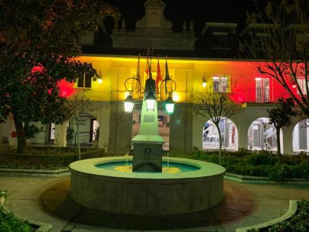 Imagen El Ayuntamiento de Majadahonda con la Constitución Española