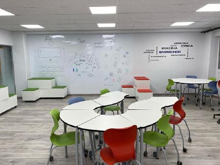 Imagen El IES María de Zayas estrena aula de emprendimiento