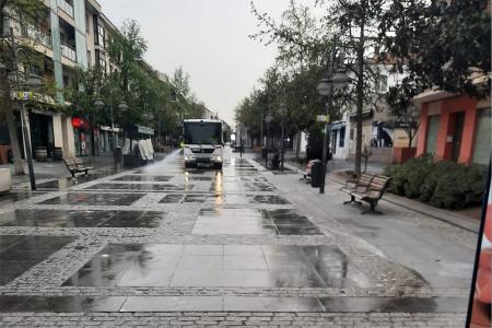 Imagen El Ayuntamiento continúa reforzando la limpieza en calles, contenedores y lugares de especial tránsito