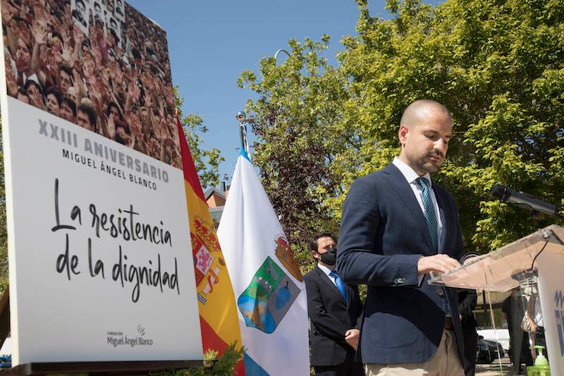 Imagen Álvarez Ustarroz reafirma el “compromiso inquebrantable” de Majadahonda con la democracia y la libertad