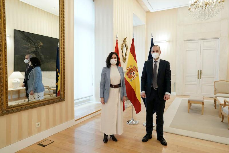 Imagen Álvarez Ustarroz se reúne con Díaz Ayuso para 