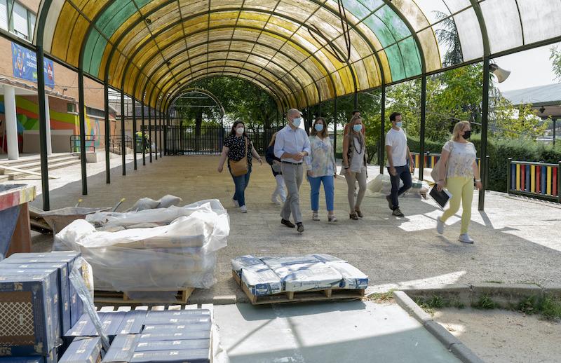 Imagen Avanzan las obras en colegios públicos a las que se destinarán cerca de un millón de euros