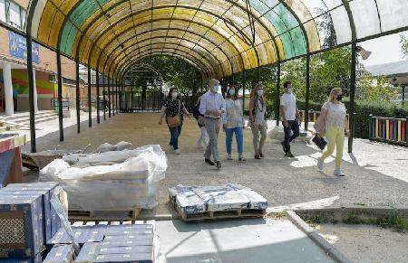 Imagen Avanzan las obras en colegios públicos a las que se destinarán cerca de un millón de euros